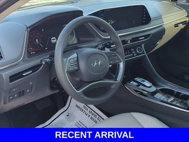 2020 Hyundai SONATA Vehicle Photo in Merrillville, IN 46410