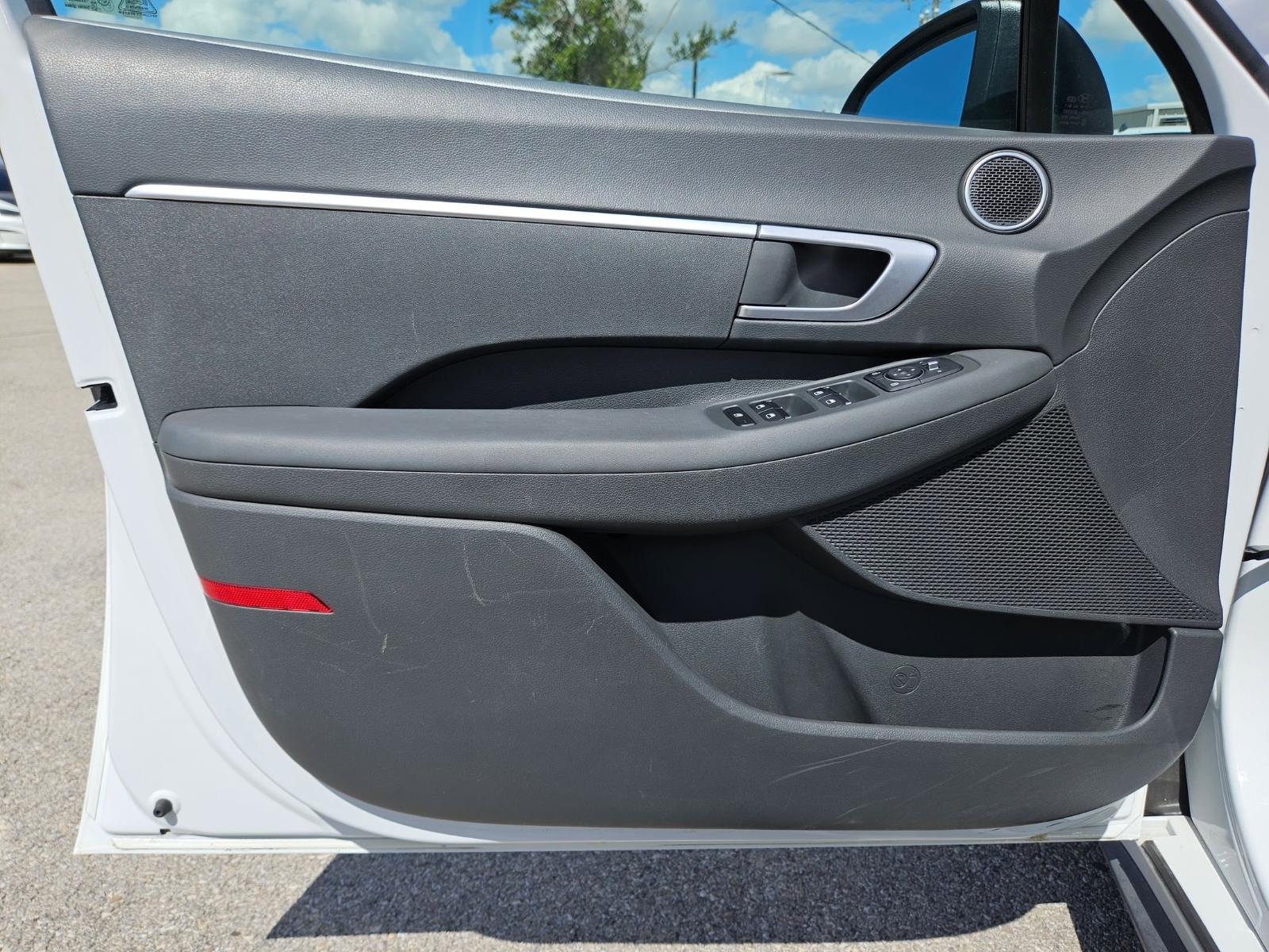 2021 Hyundai SONATA Vehicle Photo in Seguin, TX 78155