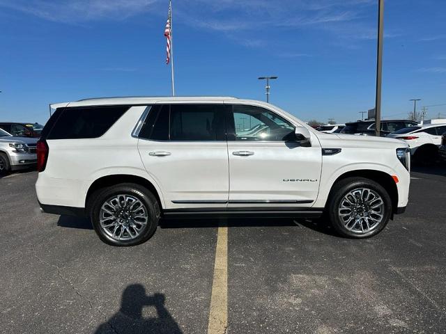 2024 GMC Yukon Vehicle Photo in COLUMBIA, MO 65203-3903