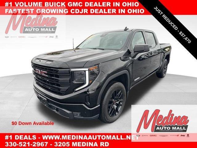 2023 GMC Sierra 1500 Vehicle Photo in MEDINA, OH 44256-9631