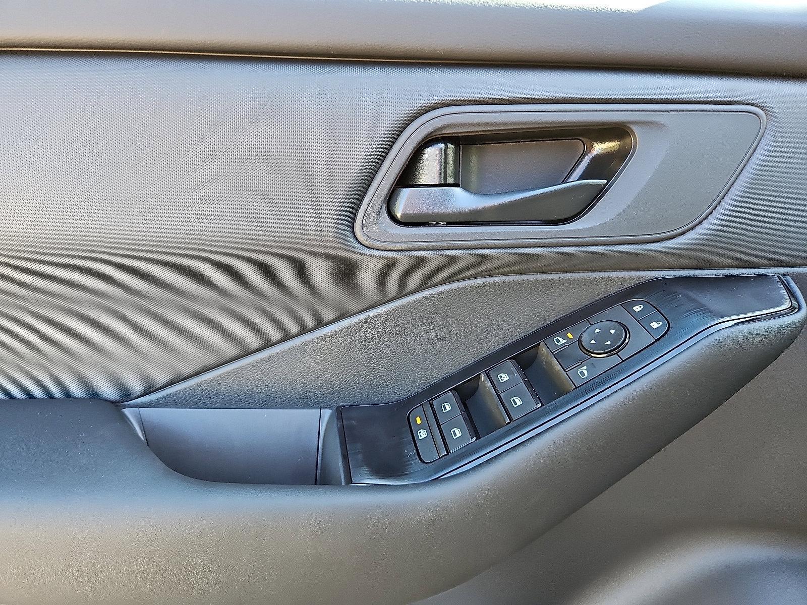 2026 Nissan Rogue Vehicle Photo in Jenkintown, PA 19046