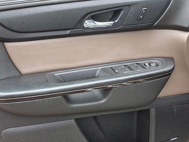 2014 GMC Acadia Vehicle Photo in DANBURY, CT 06810-5034