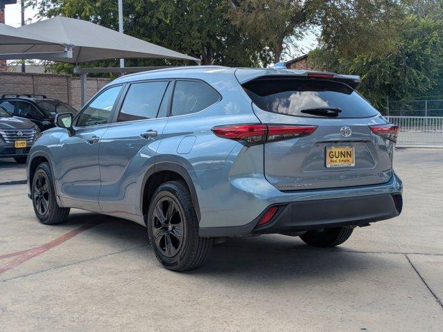 2023 Toyota Highlander Vehicle Photo in San Antonio, TX 78209