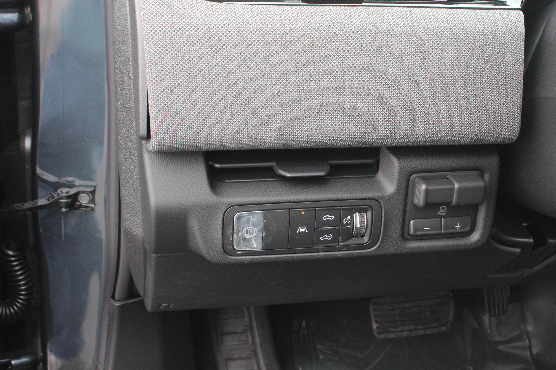 2026 GMC Sierra EV Vehicle Photo in AURORA, CO 80012-4011