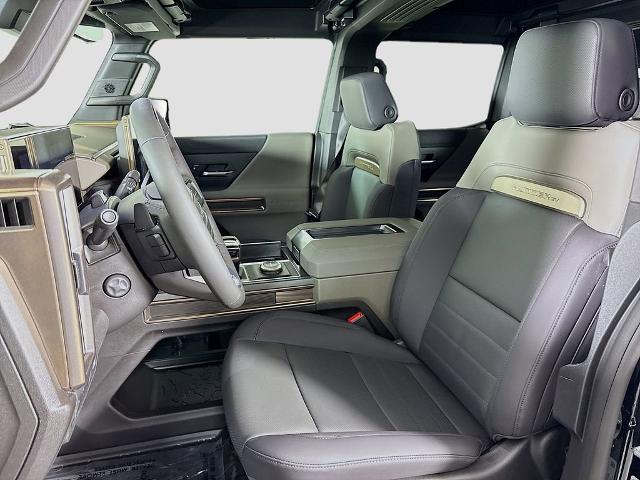 2025 GMC HUMMER EV SUV Vehicle Photo in PUYALLUP, WA 98371-4149