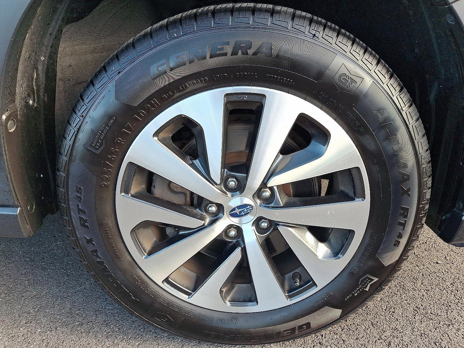 2020 Subaru Outback Vehicle Photo in Easton, PA 18045