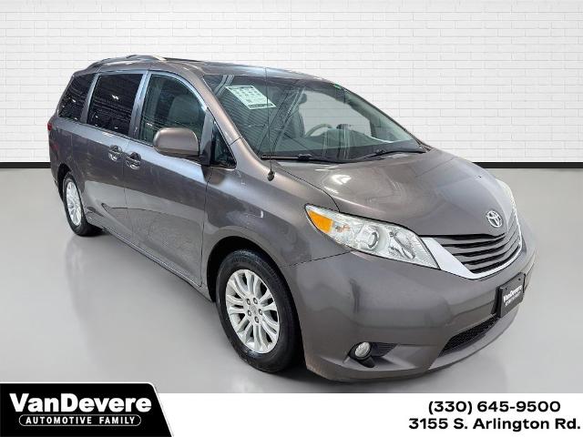 2014 Toyota Sienna Vehicle Photo in Akron, OH 44312