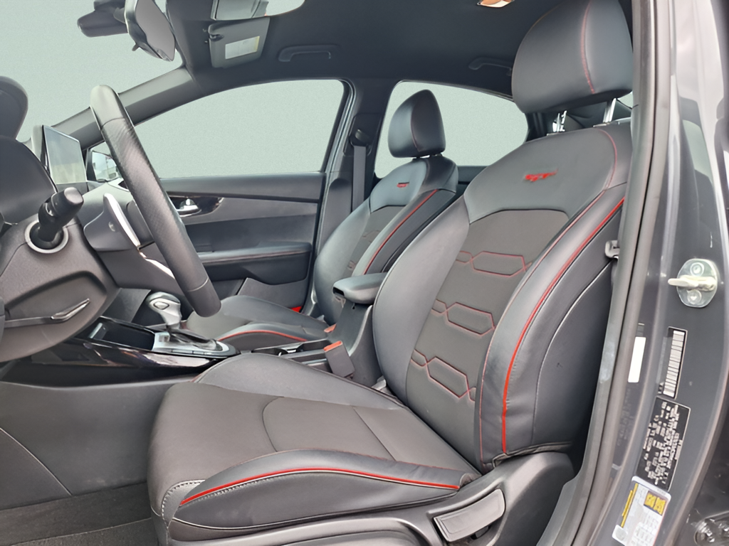 2023 Kia Forte photo 13 of 30