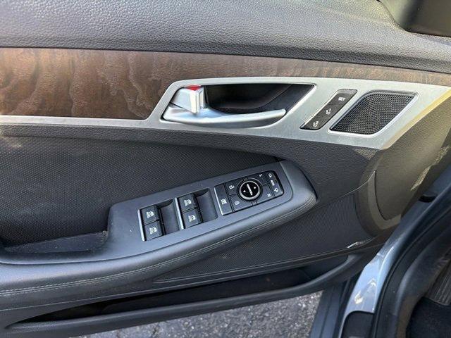 2015 Hyundai GENESIS Vehicle Photo in Philadelphia, PA 19116