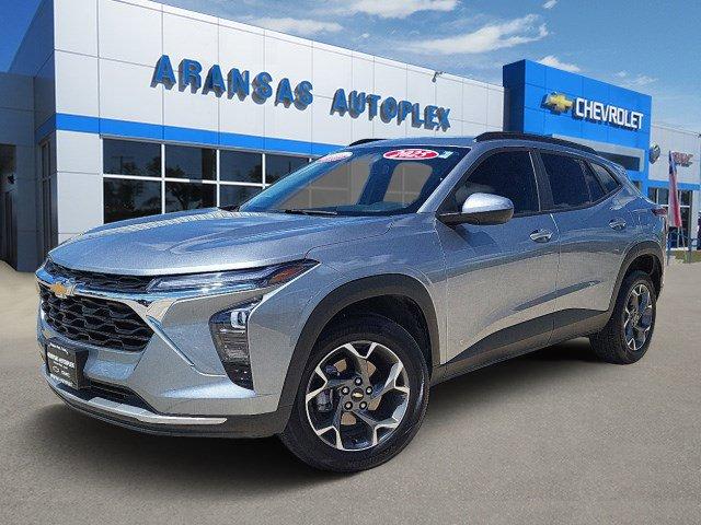 2025 Chevrolet Trax Vehicle Photo in ARANSAS PASS, TX 78336-4922