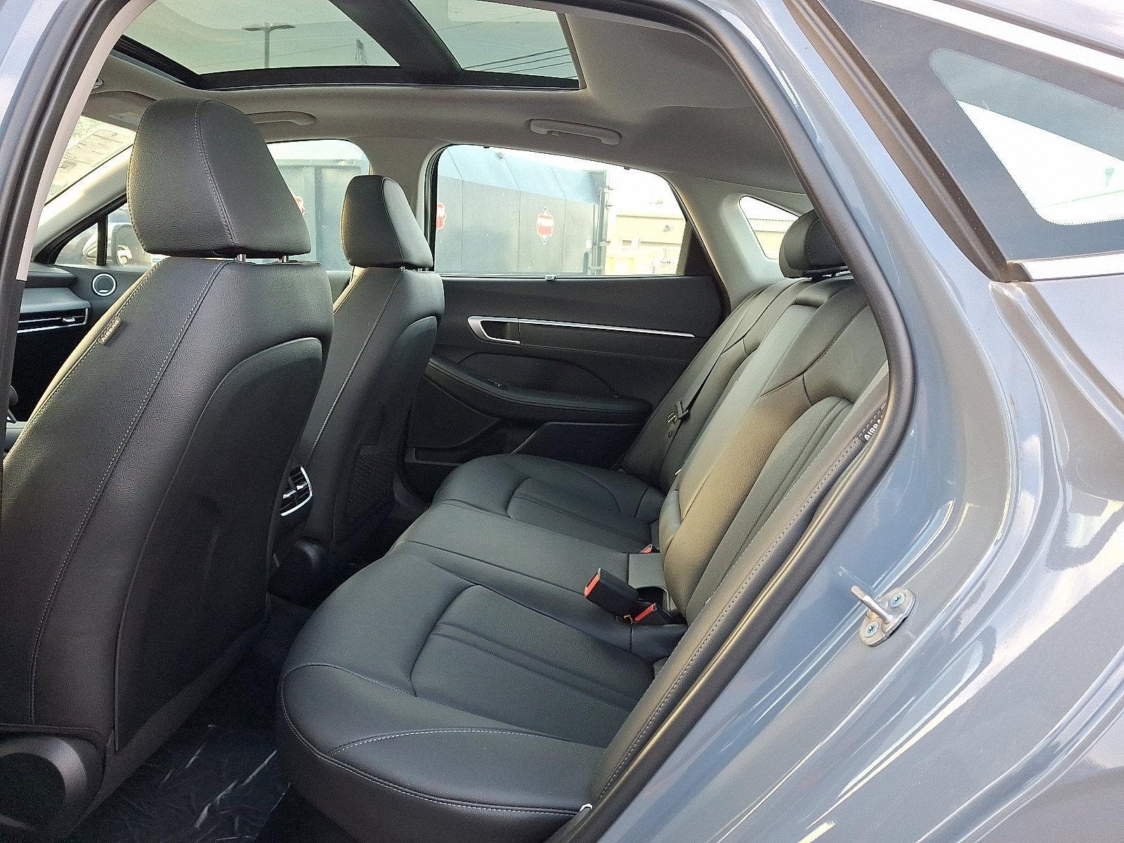 2025 Hyundai SONATA Hybrid Vehicle Photo in Harrisburg, PA 17111
