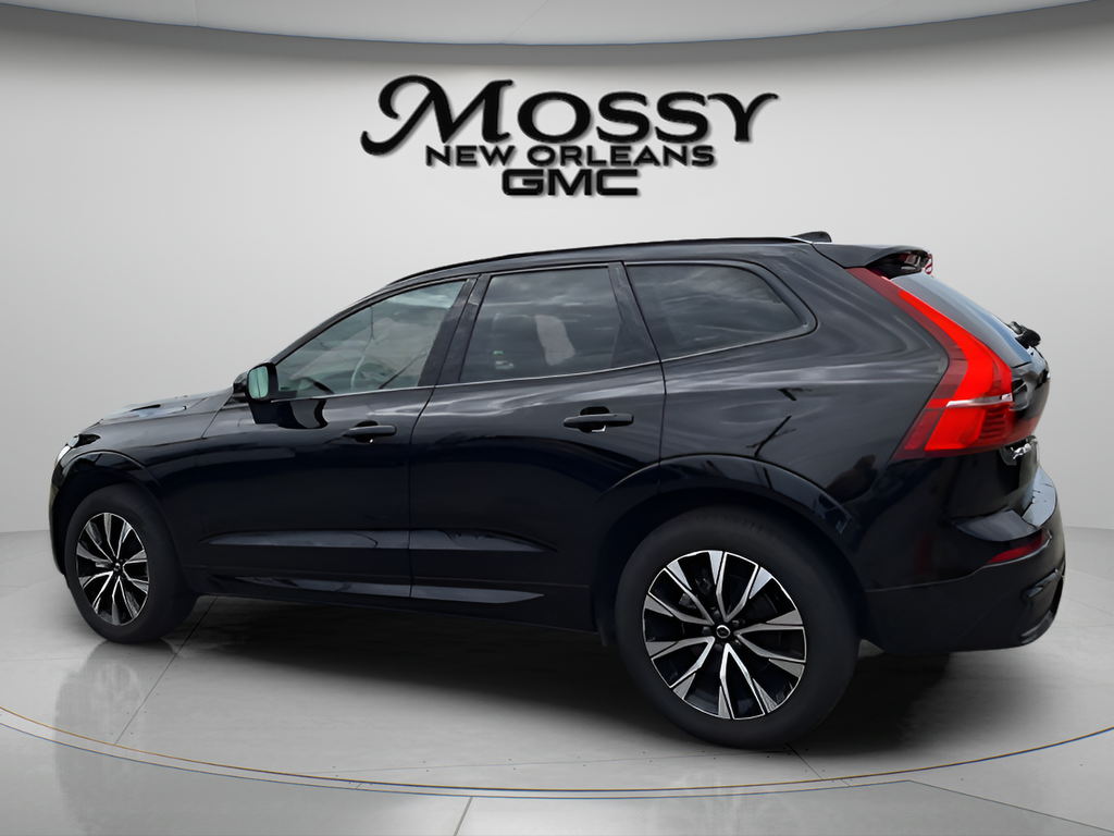 2025 Volvo XC60 Plus - 6