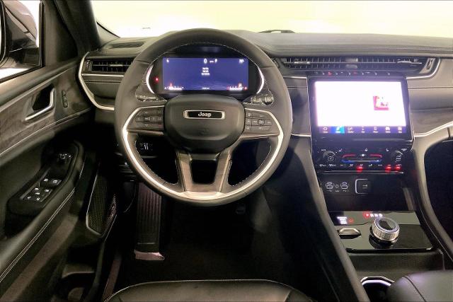 2024 Jeep Grand Cherokee Vehicle Photo in INDEPENDENCE, MO 64055-1314