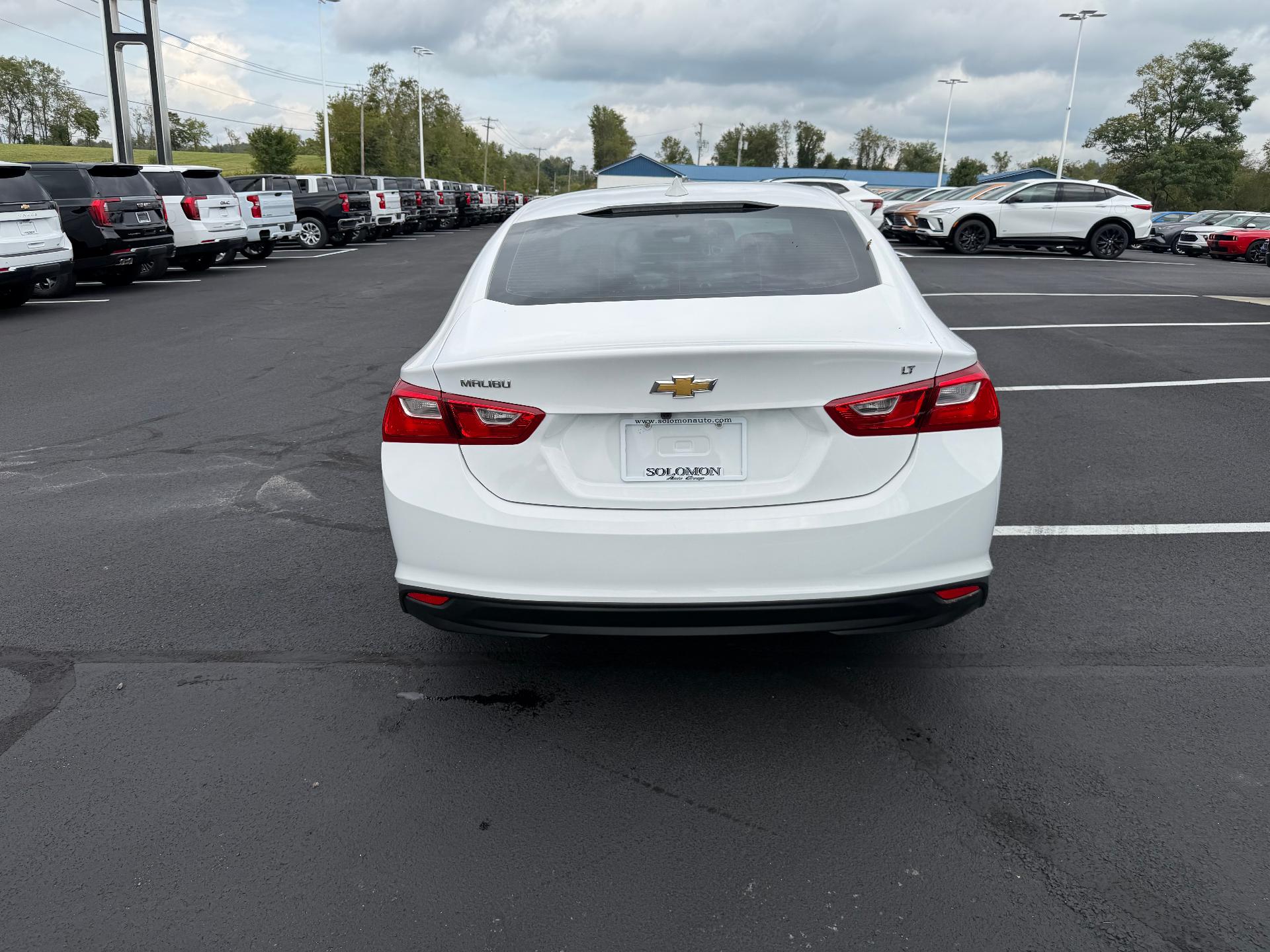 2023 Chevrolet Malibu LT - 4