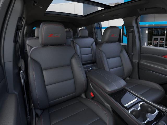 2026 Chevrolet Traverse Vehicle Photo in MOON TOWNSHIP, PA 15108-2571