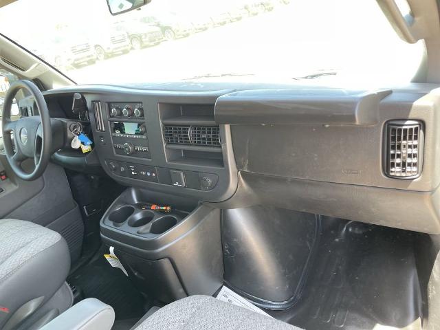 2025 GMC Savana Cutaway 3500 Vehicle Photo in GILBERT, AZ 85297-0402
