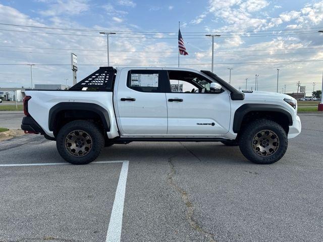 2025 Toyota Tacoma 4WD Vehicle Photo in Jonesboro, AR 72404