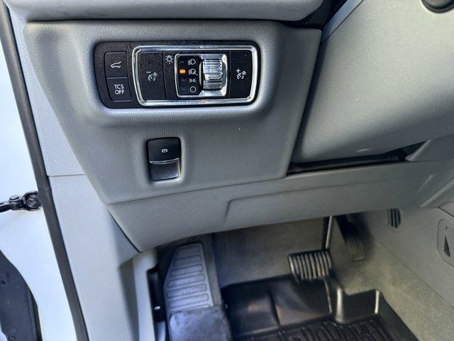 2023 Lincoln Nautilus Vehicle Photo in LEOMINSTER, MA 01453-2952