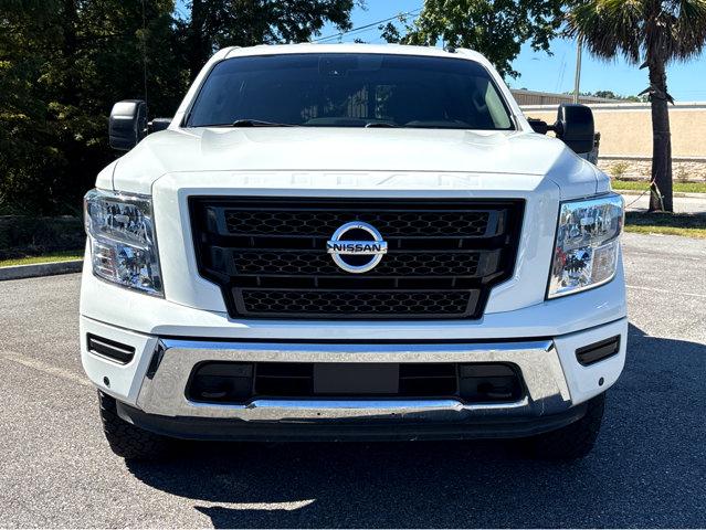 2020 Nissan Titan Vehicle Photo in Hinesville, GA 31313