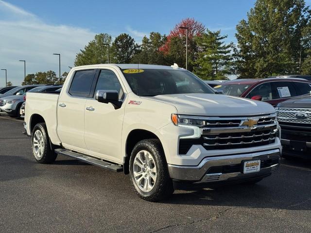 2022 Chevrolet Silverado 1500 Vehicle Photo in COLUMBIA, MO 65203-3903