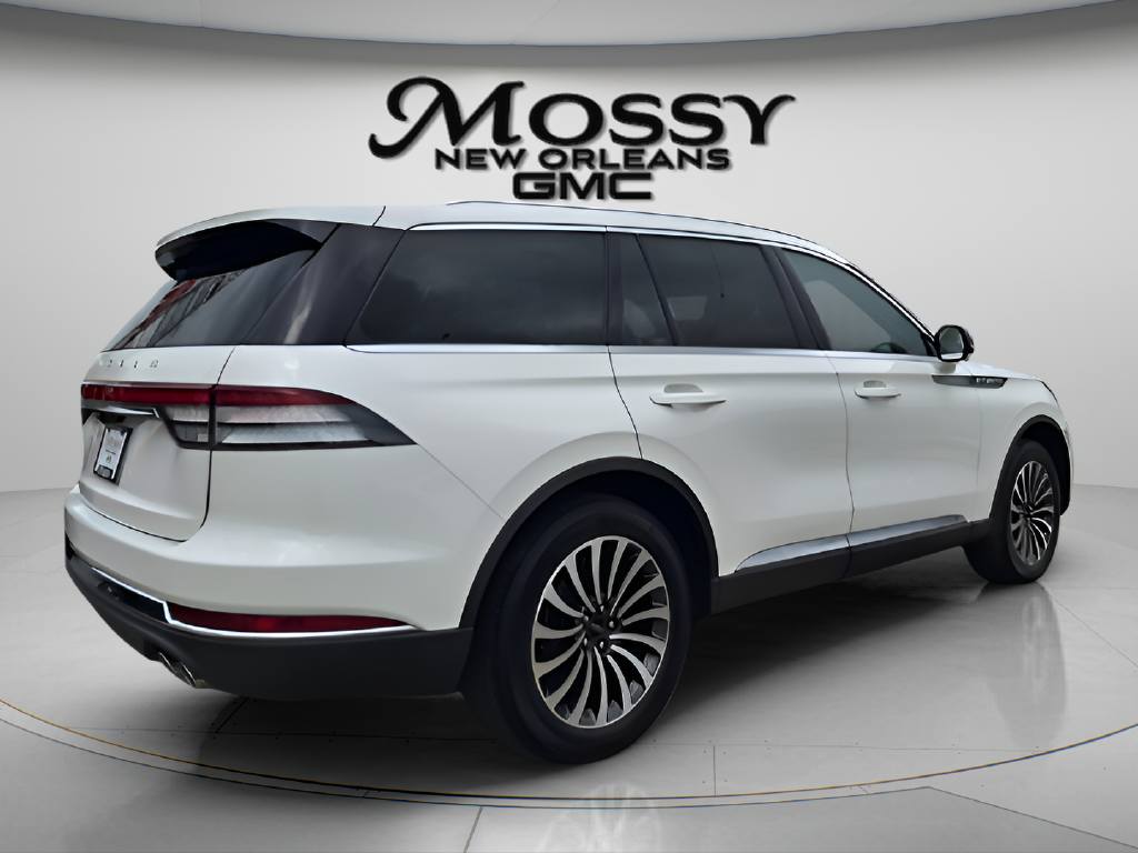2023 Lincoln Aviator photo 6 of 36