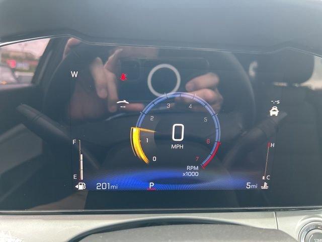 2025 Chevrolet Trax Vehicle Photo in SAINT CLAIRSVILLE, OH 43950-8512