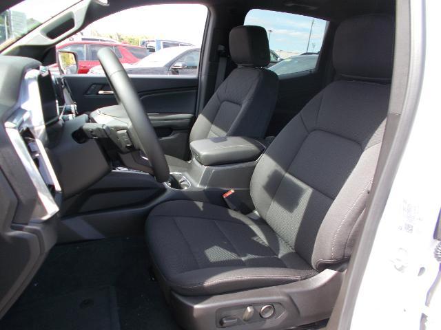 2026 GMC Canyon Vehicle Photo in LOWELL, MA 01852-4336