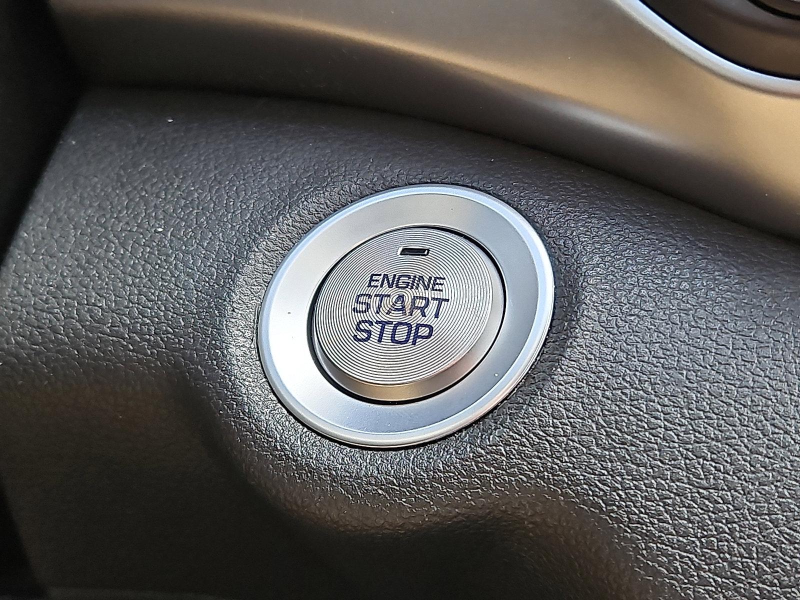 2020 Hyundai ELANTRA Vehicle Photo in Trevose, PA 19053