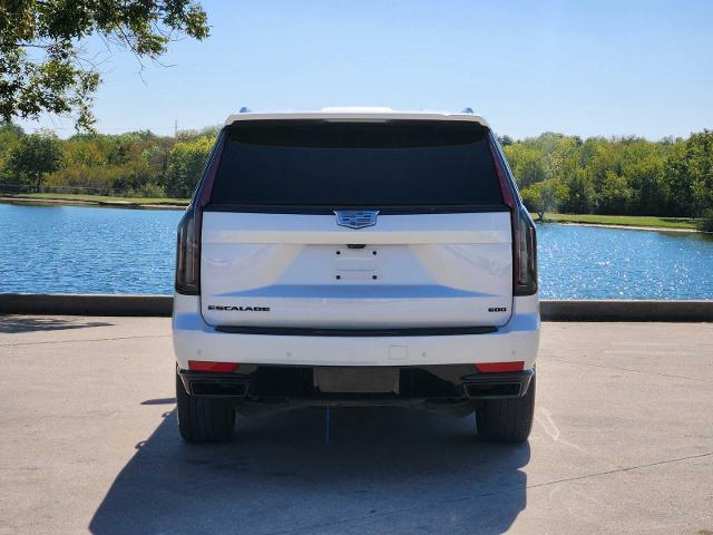 2022 Cadillac Escalade ESV Vehicle Photo in DENTON, TX 76210-9321