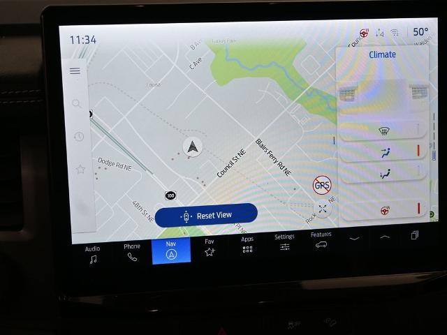 2022 Ford Expedition Vehicle Photo in Cedar Rapids, IA 52402