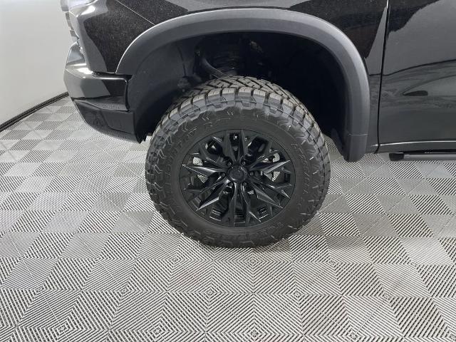 2024 Chevrolet Silverado 1500 Vehicle Photo in GILBERT, AZ 85297-0402