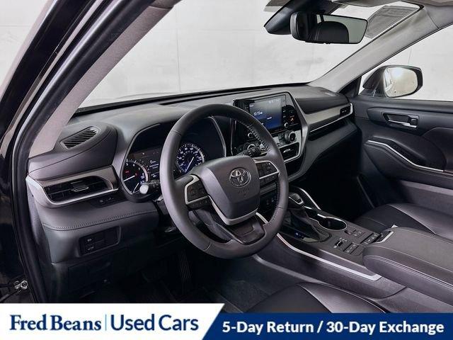 2022 Toyota Highlander Vehicle Photo in Flemington, NJ 08822