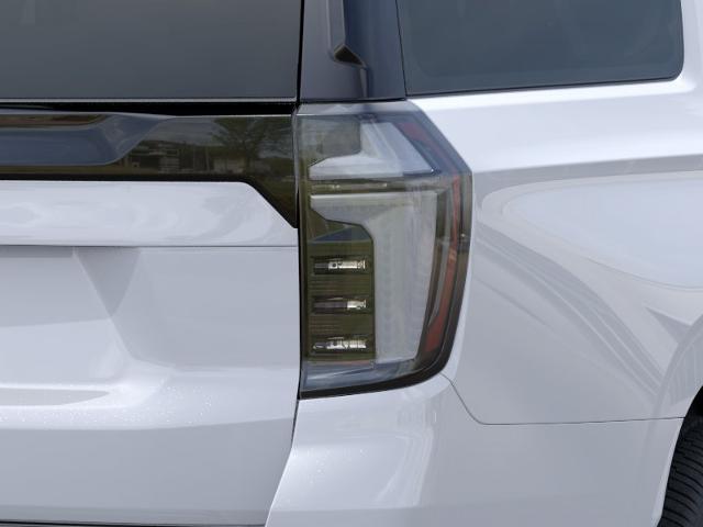 2026 Chevrolet Suburban photo 11 of 31