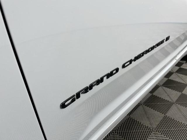 2023 Jeep Grand Cherokee L Vehicle Photo in GILBERT, AZ 85297-0402
