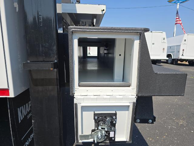 2024 Chevrolet Silverado Chassis Cab Vehicle Photo in INDEPENDENCE, MO 64055-1314