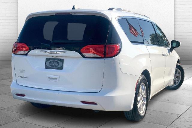2021 Chrysler Voyager Vehicle Photo in KANSAS CITY, MO 64114-4502