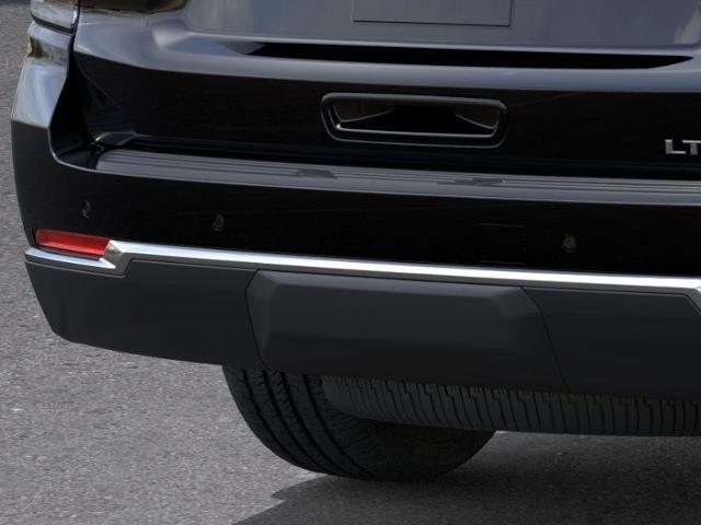 2025 Chevrolet Suburban Vehicle Photo in KANSAS CITY, MO 64114-4502