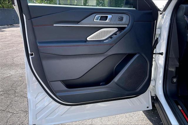 2025 Ford Explorer Vehicle Photo in INDEPENDENCE, MO 64055-1314