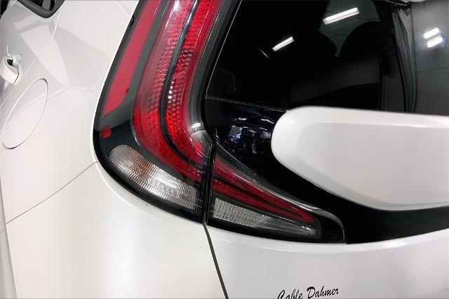 2024 Kia Soul Vehicle Photo in Lees Summit, MO 64086