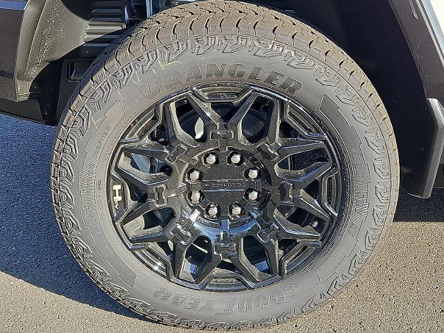 2026 GMC HUMMER EV SUV Vehicle Photo in TREVOSE, PA 19053-4984