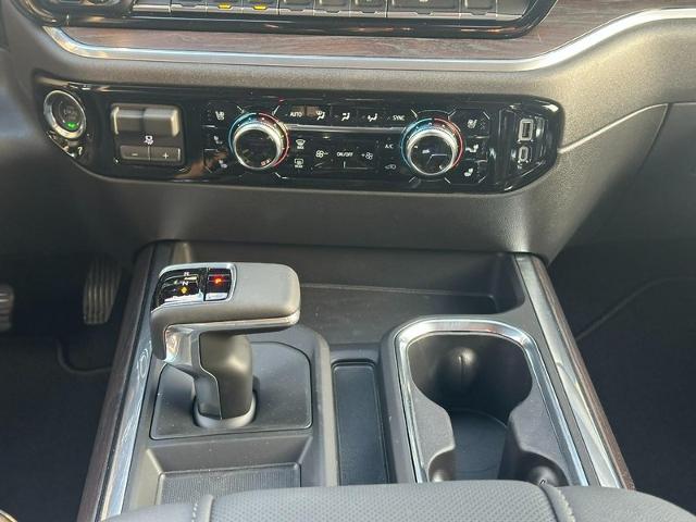 2026 GMC Sierra 1500 Vehicle Photo in COLUMBIA, MO 65203-3903