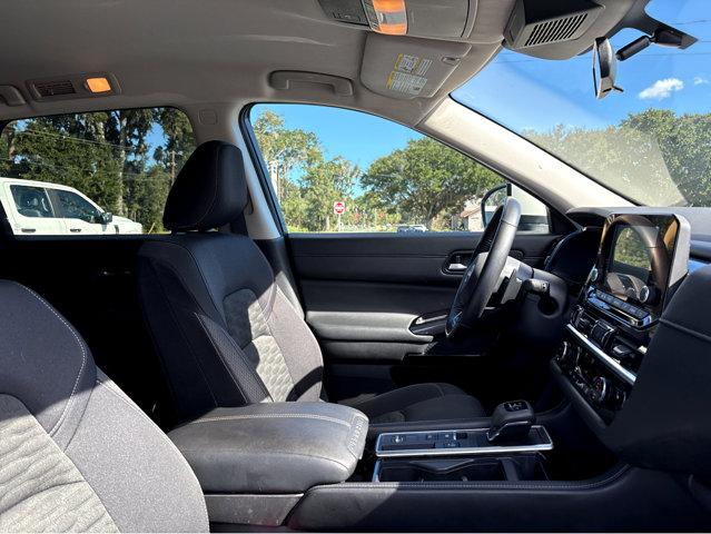 2022 Nissan Pathfinder Vehicle Photo in Savannah, GA 31419