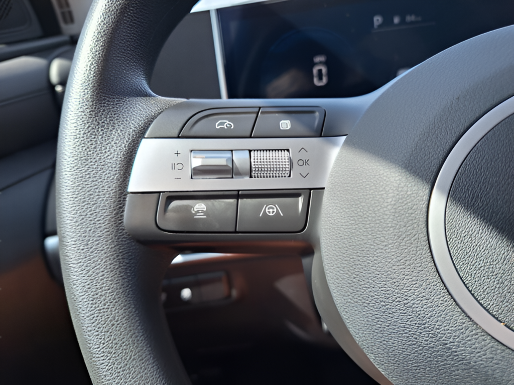 2026 Hyundai Tucson photo 16 of 31