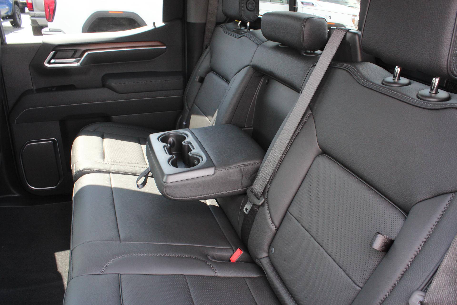 2025 GMC Sierra 1500 Vehicle Photo in AURORA, CO 80012-4011