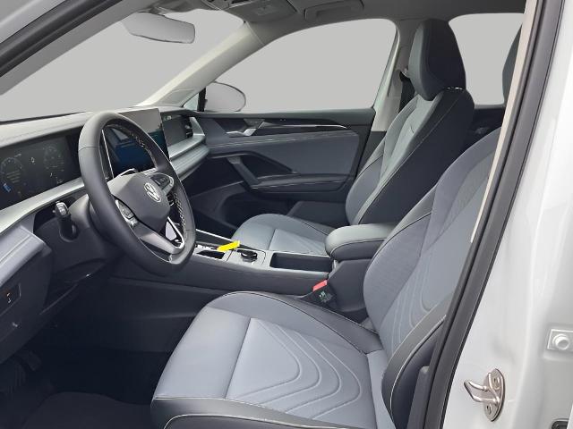 2025 Volkswagen Tiguan Vehicle Photo in Oshkosh, WI 54904