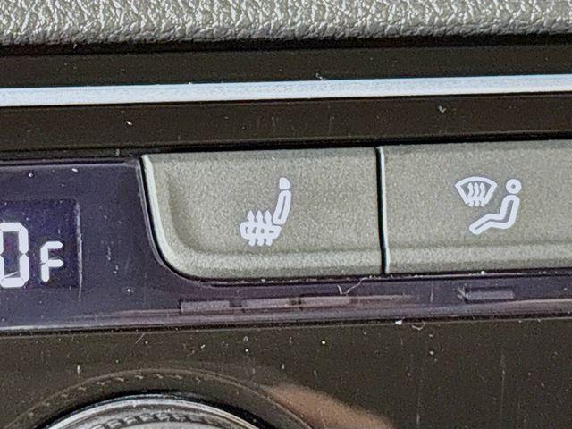 2023 Volkswagen Atlas Cross Sport Vehicle Photo in Puyallup, WA 98371