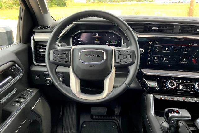 2024 GMC Sierra 1500 Vehicle Photo in TOPEKA, KS 66609-0000