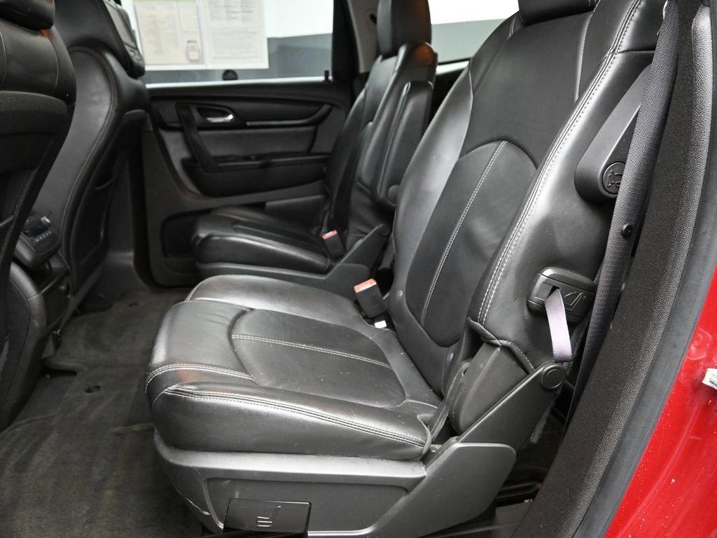 2014 Chevrolet Traverse Vehicle Photo in Marion, IA 52302