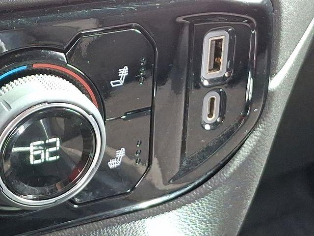 2022 Chevrolet Silverado 1500 Vehicle Photo in DANBURY, CT 06810-5034