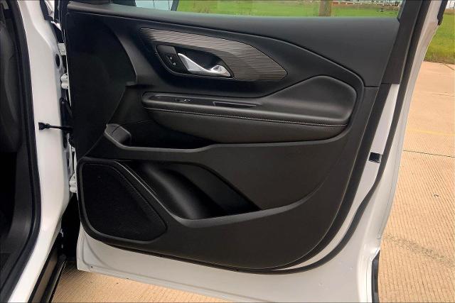 2023 GMC Terrain Vehicle Photo in TOPEKA, KS 66609-0000